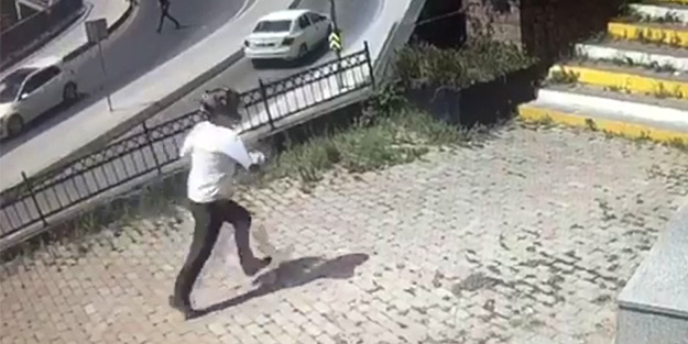 Korkunç plan! Arkadaşıyla birlikte kendini de vurdurttu...