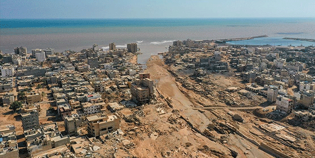 Korkutan açıklama geldi! Şehri vuran selin ardından cesetler bütün su kaynaklarını kirletti