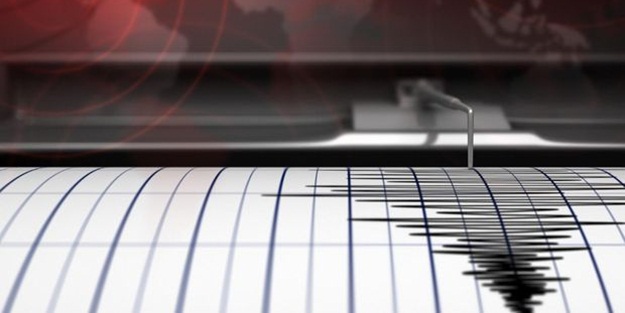 Korkutan deprem! İzmir'de de hissedildi