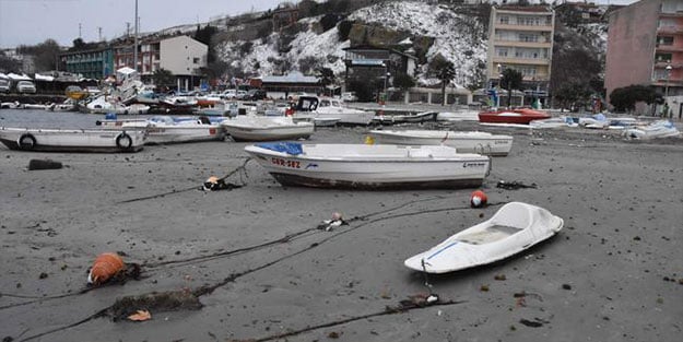 Korkutan görüntü! Tekirdağ'da deniz 30 metre çekildi
