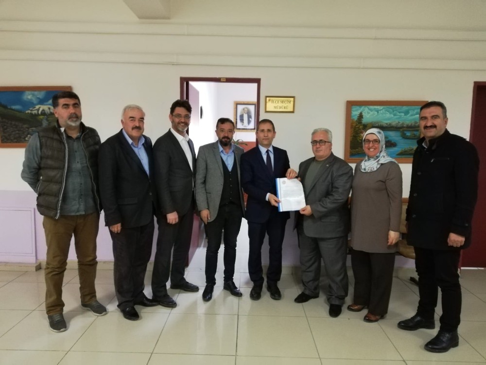 Korkuteli’nde adaylık başvuru süresi sona erdi 