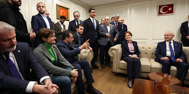 Körler sağırlar birbirini ağırlar! Akşener'den kameralar önünde Kılıçdaroğlu tiyatrosu