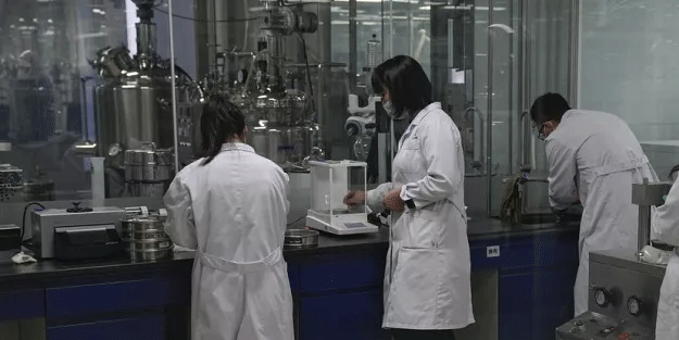 Korona laboratuvarda mı yapıldı? ABD'den açıklama