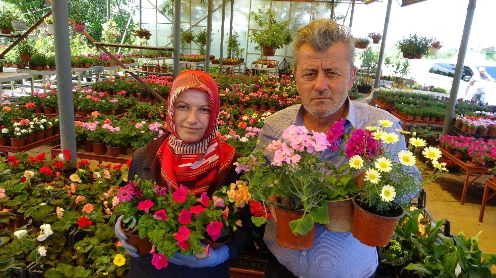 Korona virüs çiçek satışlarını arttırdı 