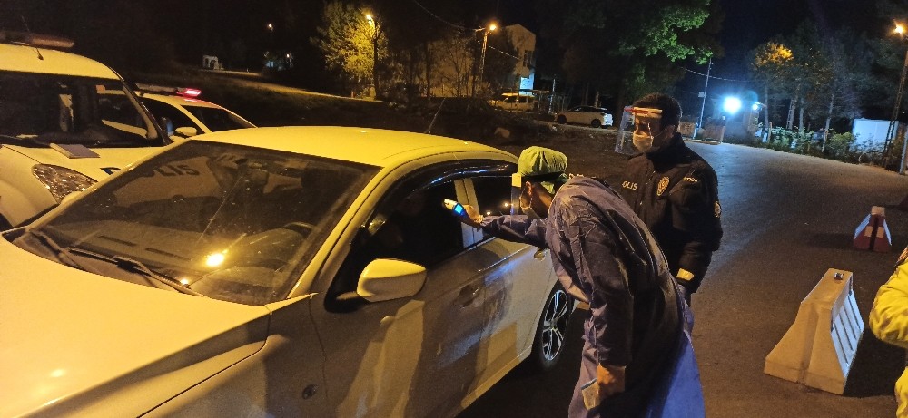 Korona virüs denetimleri gece-gündüz devam ediyor 
