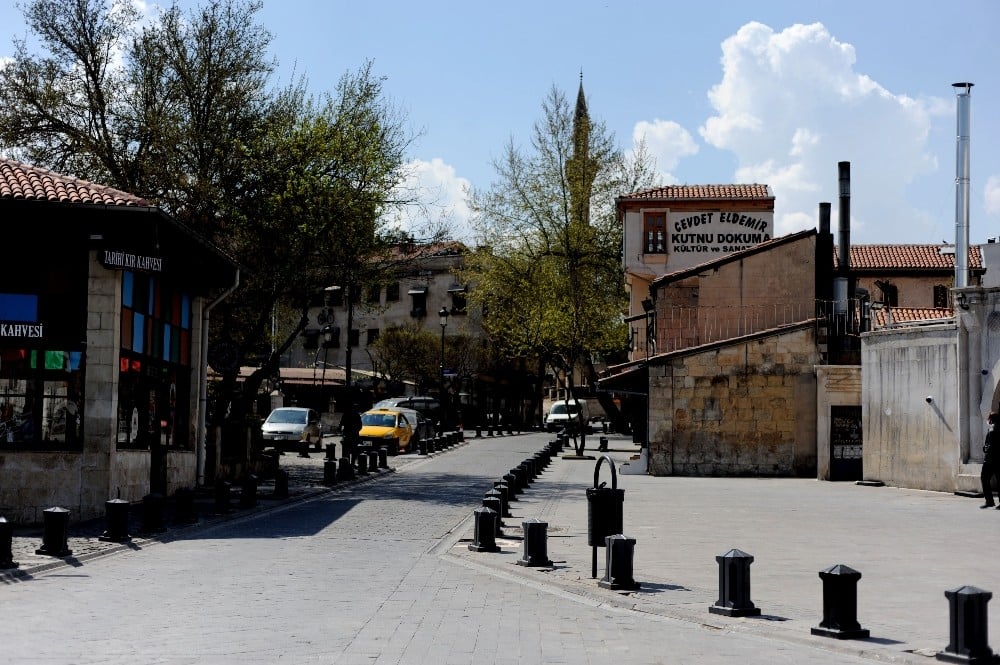 Korona virüs Gaziantep’in tarihi mekanlarını sessizliğe bürüdü 