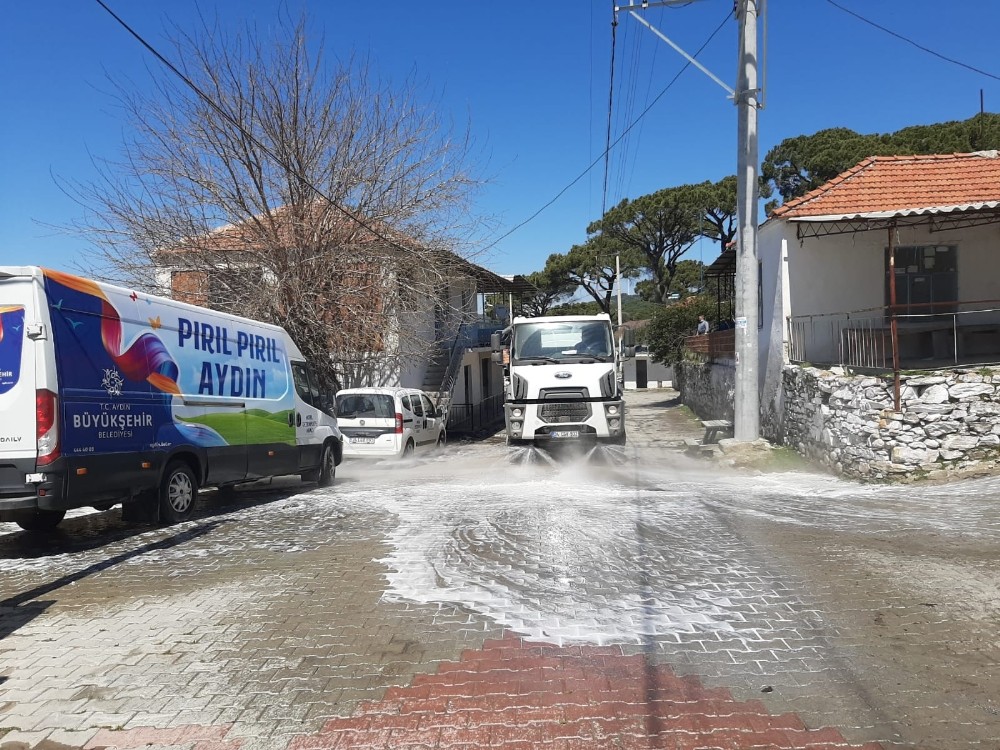 Korona virüs görülen Çallı’da dezenfeksiyon çalışması yapıldı 