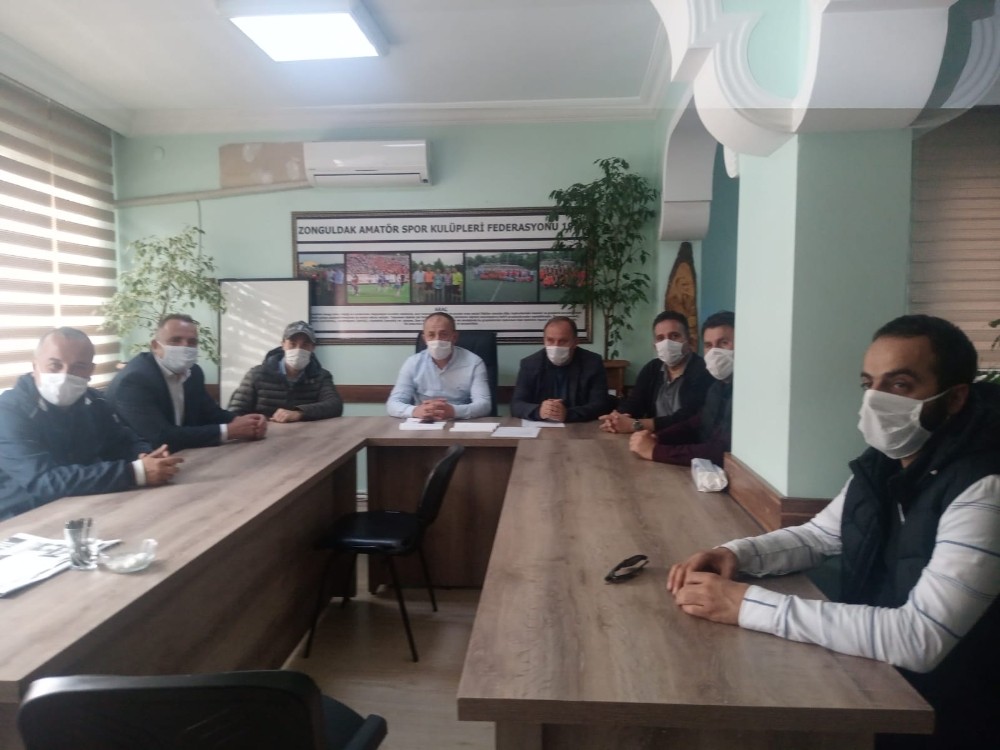 Korona virüs nedeniyle ertelen 2.Amatör Küme için 3 karar gündemde 