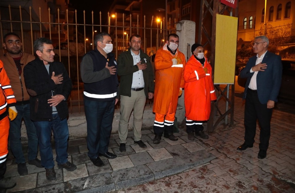 Korona virüs önlemi için dezenfekte çalışmaları yoğunlaştırıldı 