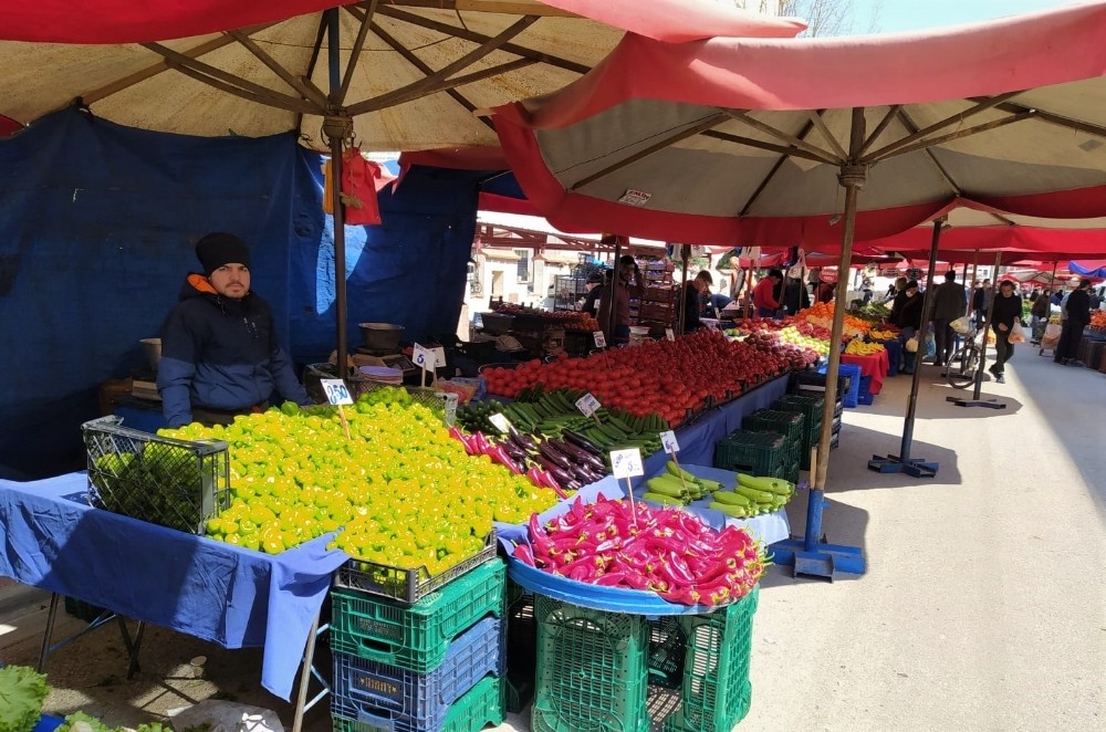Korona virüs pazarı da vurdu 