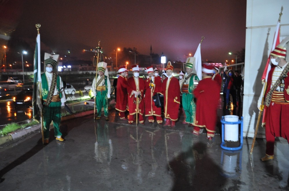 Korona virüs salgını ile mücadeleye mehteran desteği 