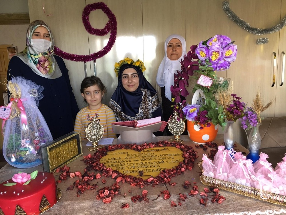 Korona virüs salgını Nazan’ın hafızlık azmini engelleyemedi 