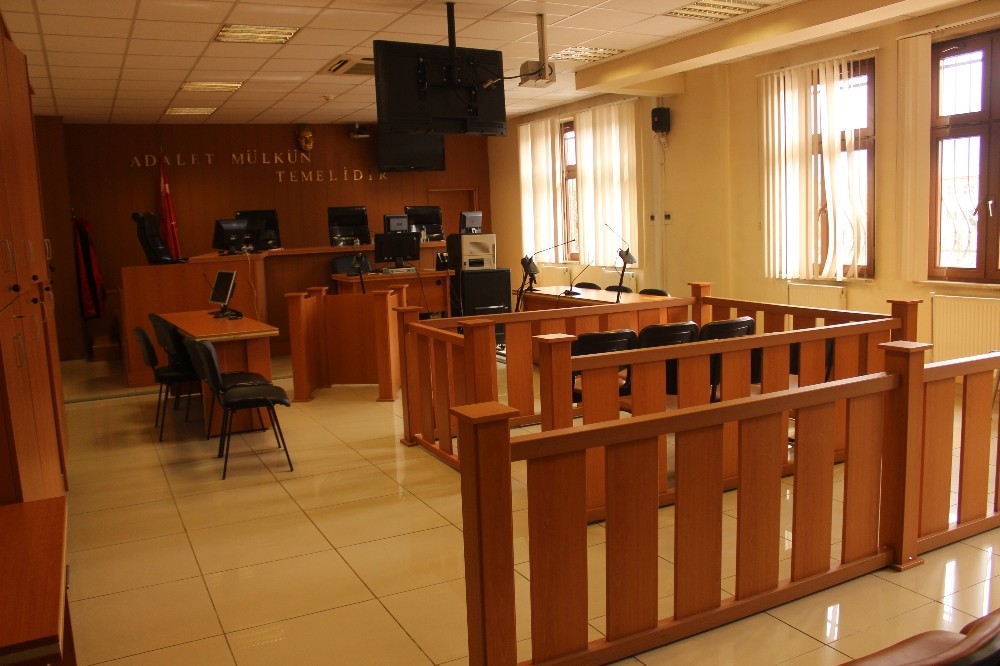 Korona Virüs tedbirleri duruşmaları erteledi 