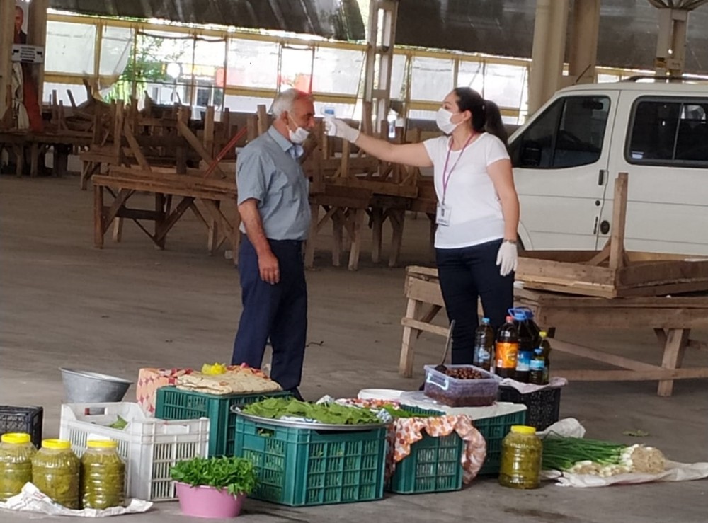Korona virüs tedbirleri Efeler Pazar yerlerinde devam ediyor 