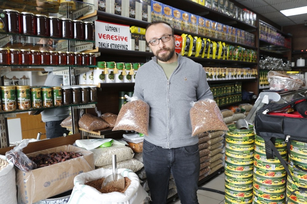 Korona virüse iyi geldiği iddia edildi, 10 yılda satamadığı sumağı 2 günde tüketti 