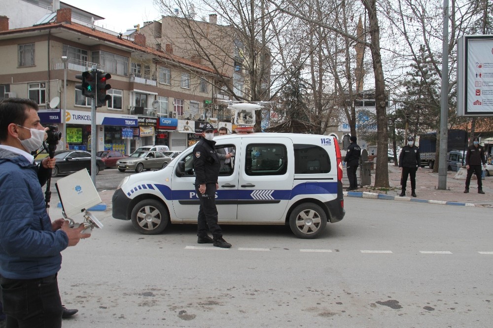 Korona virüse karşı droneli denetim 