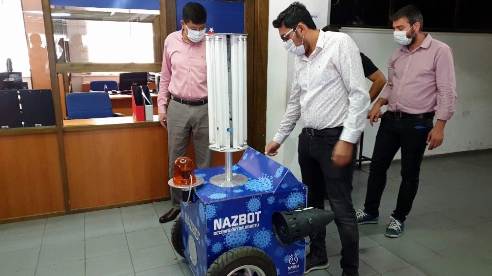 Korona virüsle mücadelede robot dönemi 