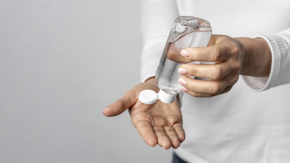 Korona virüsten korunayım derken, cilt sorunu yaşamayın 