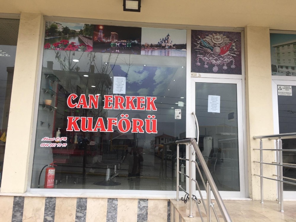 Korona virüsü kuaförlere kepenk kapattırdı 