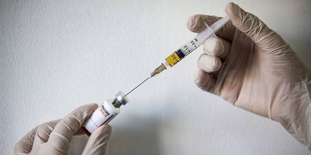 Koronavirüs aşıları hakkında merak edilenleri uzmanlar cevapladı