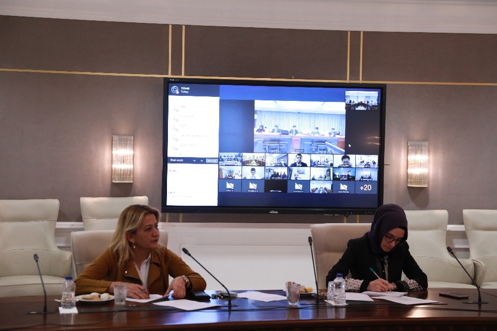 Koronavirüs Bilim Kurulu üyeleri Çin ile video konferans gerçekleştirildi 