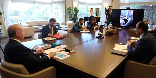 Koronavirüs hastalarıyla görüşen Cumhurbaşkanı Erdoğan müjdeyi verdi: Güzel günler yakın