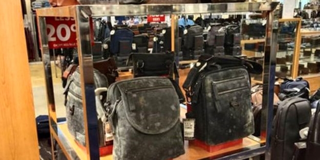 Koronavirüs nedeniyle kapalı olan mağazasını açınca şoke oldu!