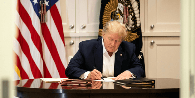 Trump'ı korku sardı: Ölecek miyim?