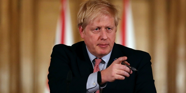 'Koronavirüs stratejisi büyük bir kumar' diyen İngilizler tarih verdi: Felaket olacak!