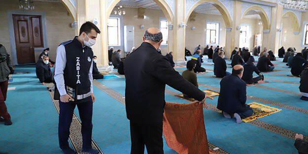 Koronavirüs vaka artışında Cuma namazı terk edilebilir mi?