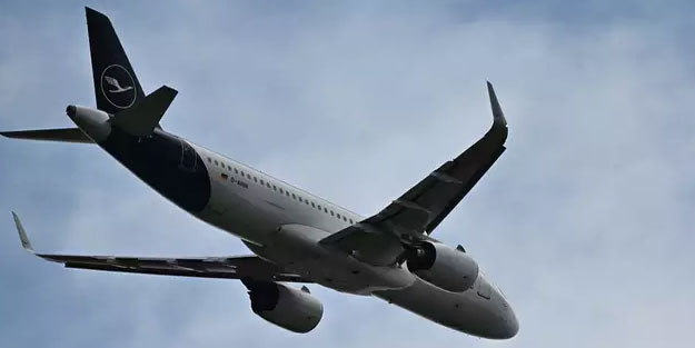 Koronavirüsün mutasyona uğradığı İngiltere'ye bir şok daha