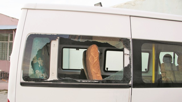 Korucu minibüsü tarandı