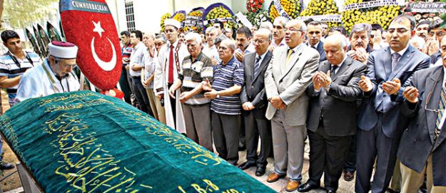 Koru’nun babası dualarla defnedildi