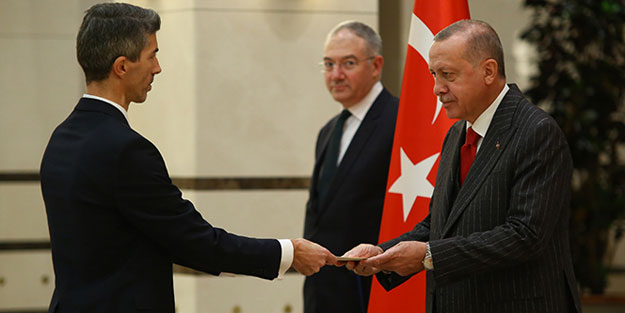 Kosova Büyükelçisi Dugolli, Erdoğan'a güven mektubu sundu