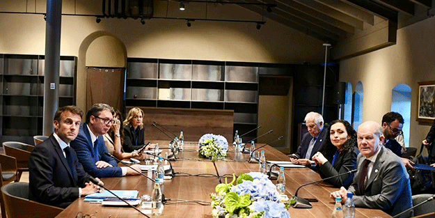 Kosova ile Sırbistan cumhurbaşkanları Moldova'da bir araya geldi