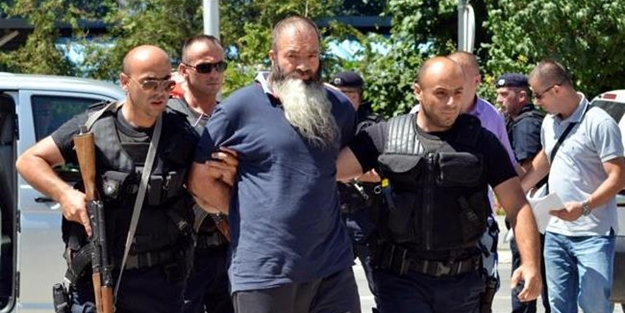 Kosova’da cami imamlarına gözaltı