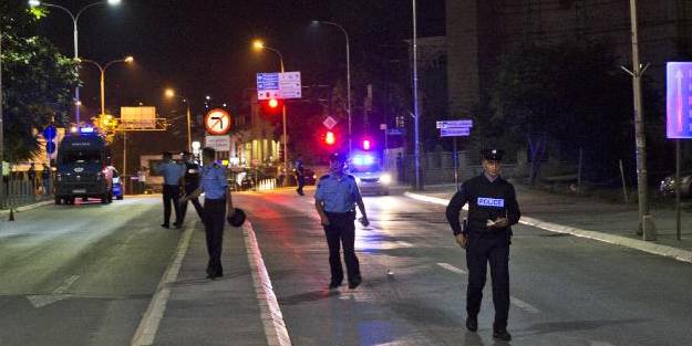 Kosova'da öğrenci taşıyan otobüse silahlı saldırı: 3 ölü