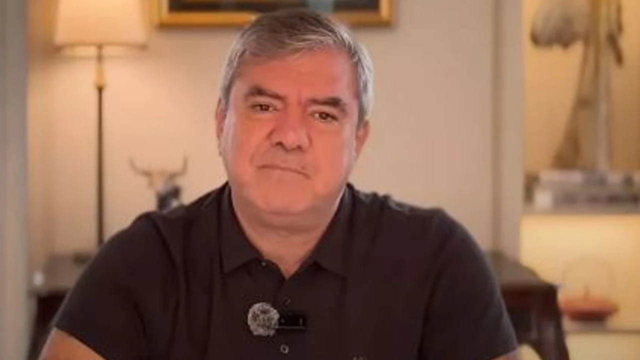 Kovan onlar, suçlu muhafazakarlar! Yozdil ‘ahlaksız’ yuvasına geri döndü