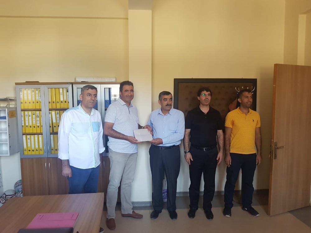 Kovancılar’da İlkokula 