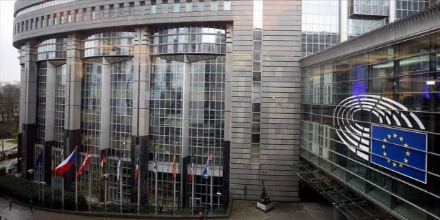 Kovid-19 AB'ye 3 trilyon avroya mal oldu