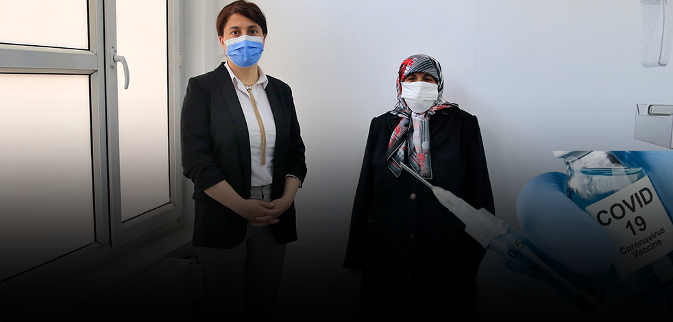 Kovid-19 aşısı için gittiği sağlık merkezinde kanser olduğunu öğrendi