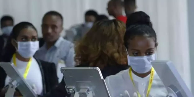 Kovid-19'un yeni varyantı Güney Afrika'da tespit edildi