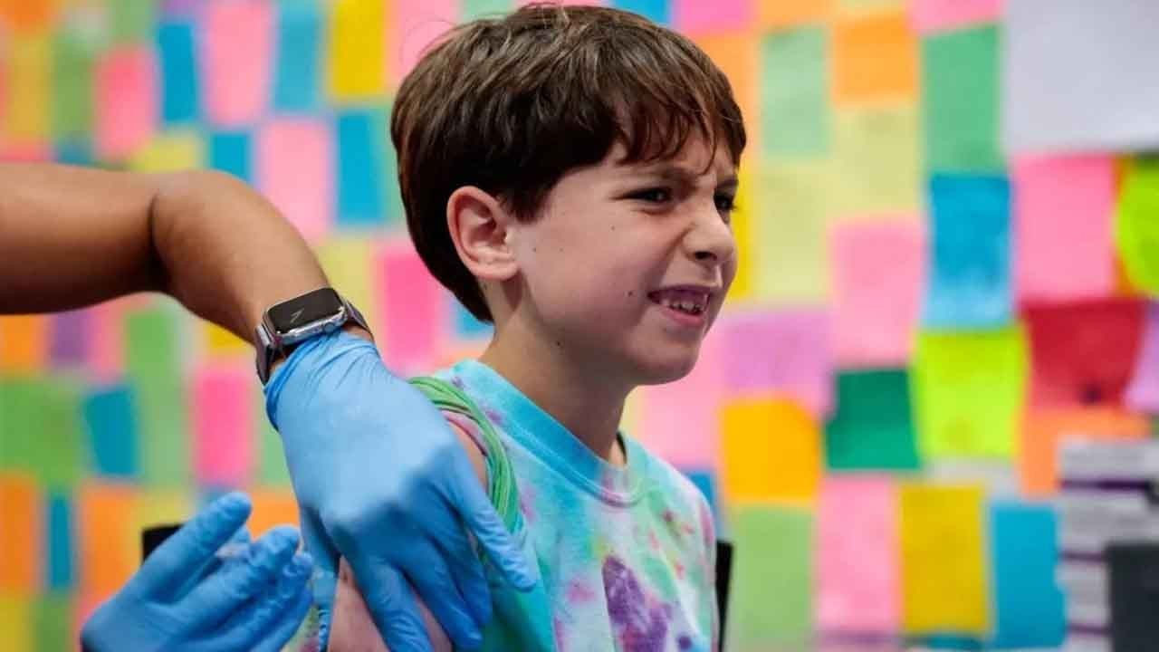 Kovid aşıları mercek altında: FDA şüpheli ölüm vakalarını inceliyor