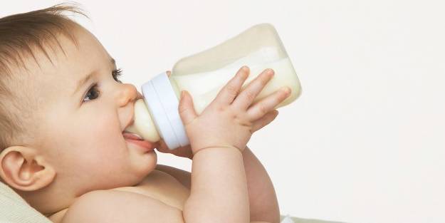 Kovid esnasında da anne sütü kesilmemeli