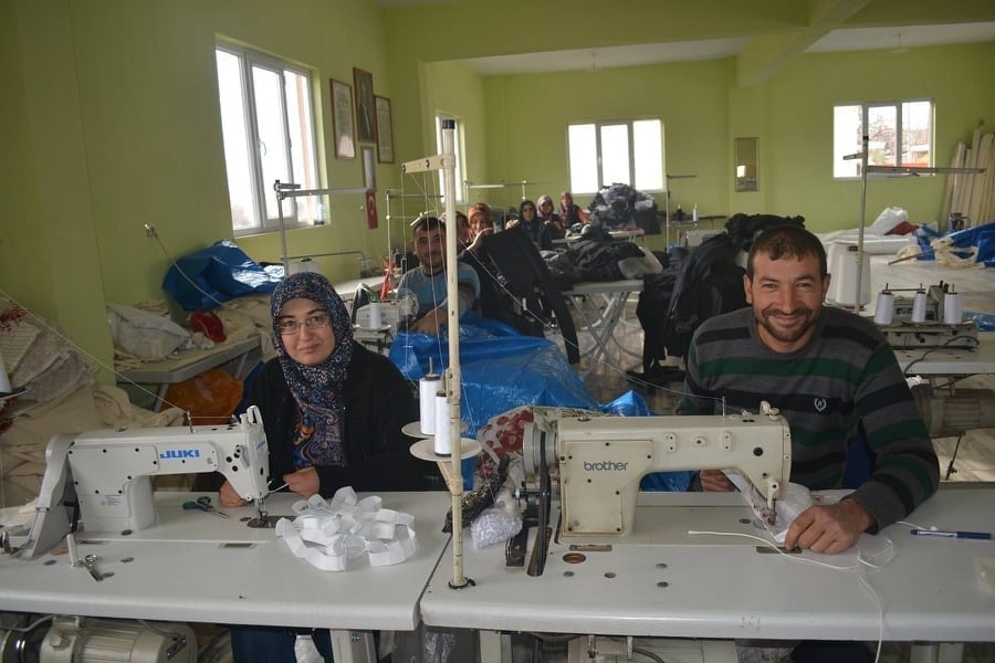 Köy kooperatifinde 12 kişi istihdam ediliyor 
