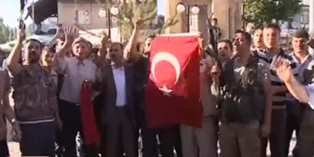 Köy korucularından HDP'li vekile tokat gibi cevap!