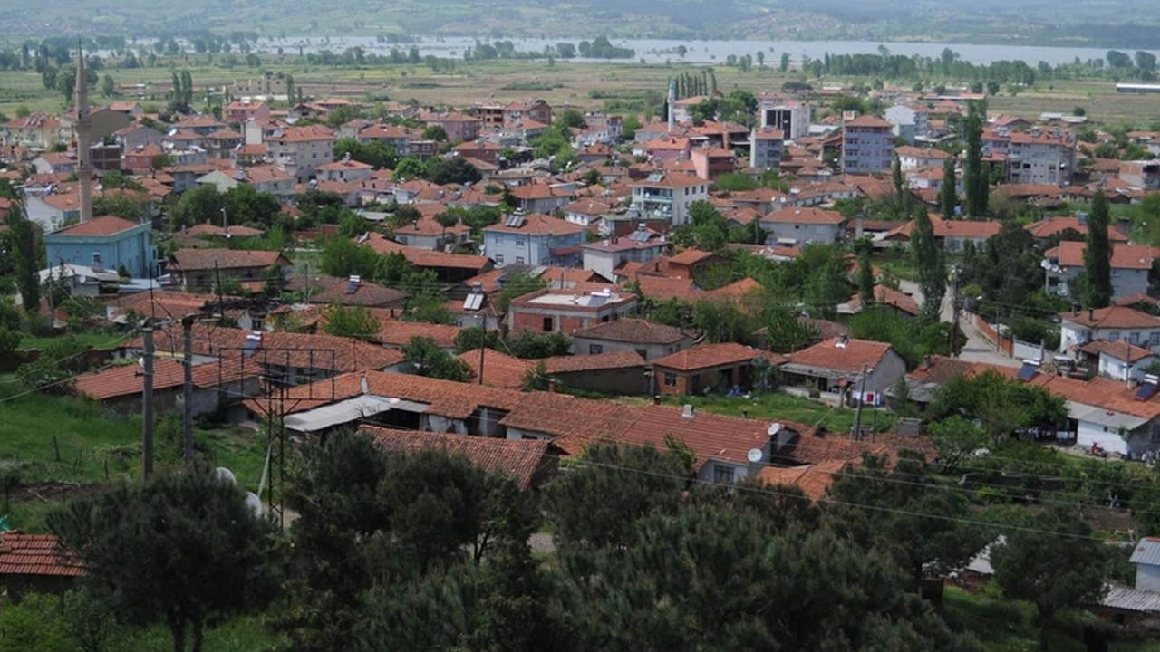Köy statüsüne düşürülmüştü, tekrar belediye oldu!