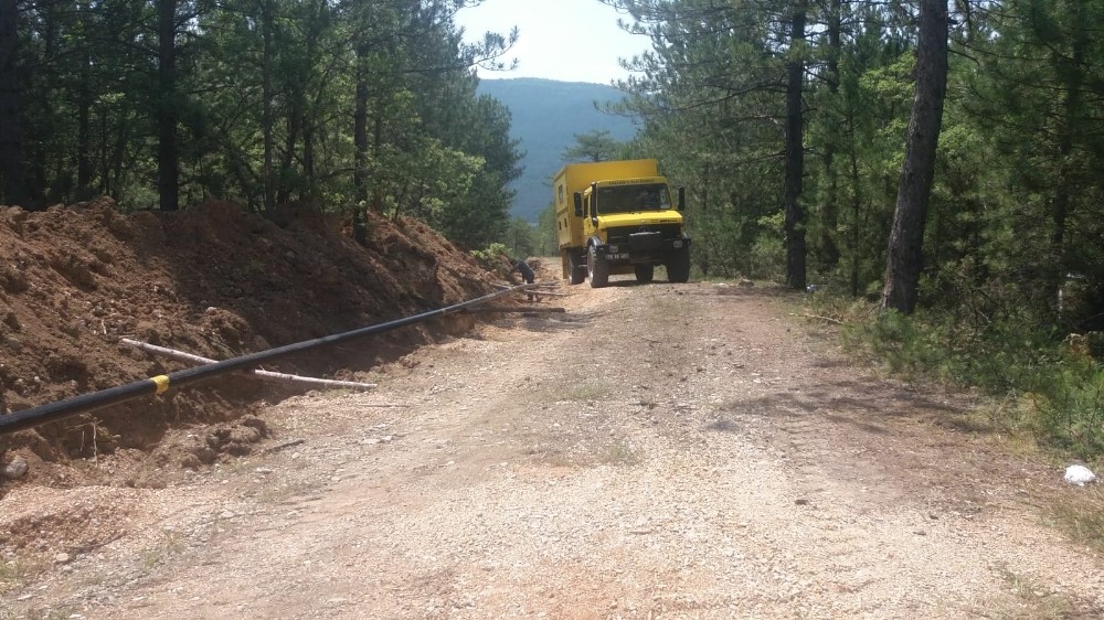 Köylerde altyapı çalışmaları devam ediyor 