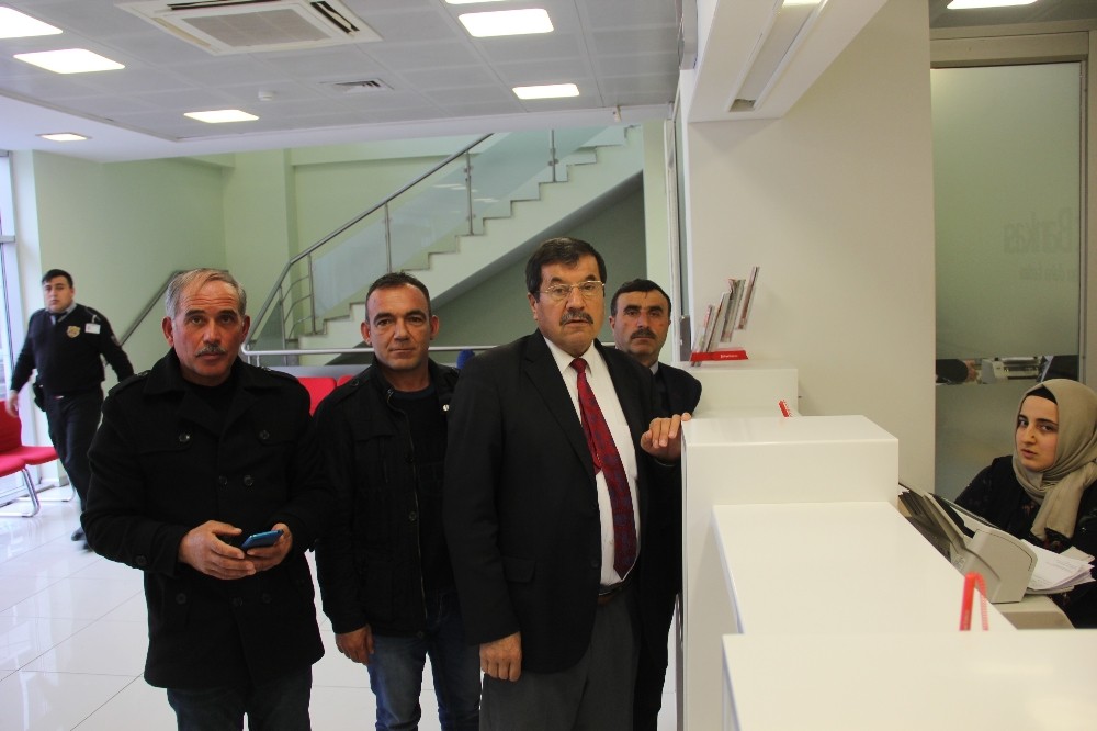 Köylüler, depremzedeler için 14 bin 600 TL topladı 