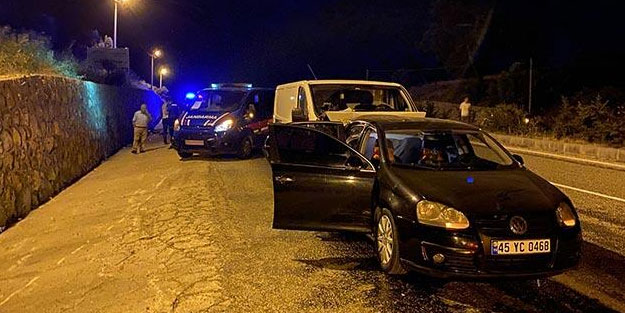 Koyun nedeniyle 2 araç çarpıştı: 9 yaralı